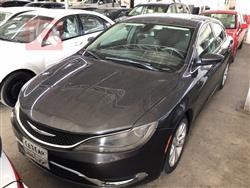 Chrysler 200
